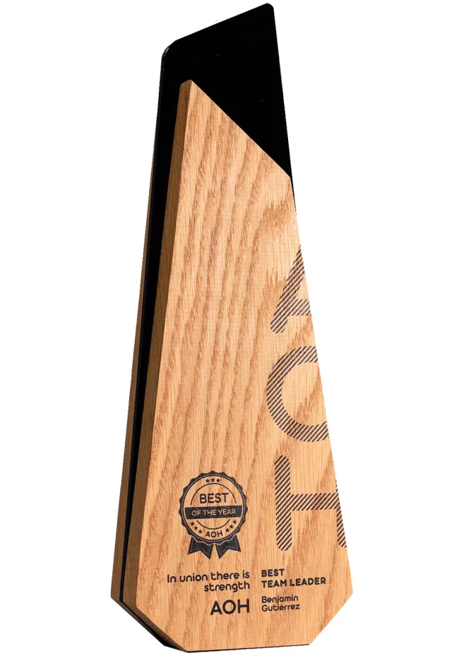 Wooden obelisk trophies