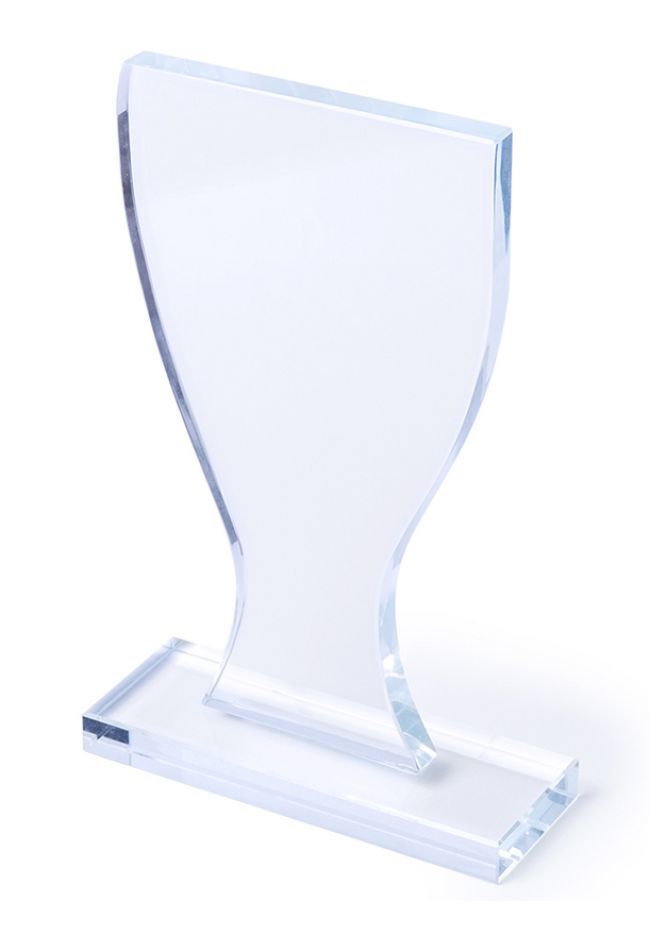 Trofeo con forma de copa de cristal