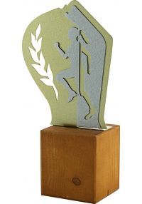 Kreuz Trophy in Metall/Holz Frau