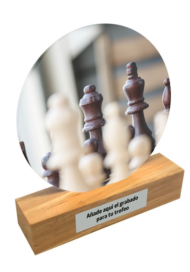 Trofeo de metacrilato y base de madera de Ajedrez