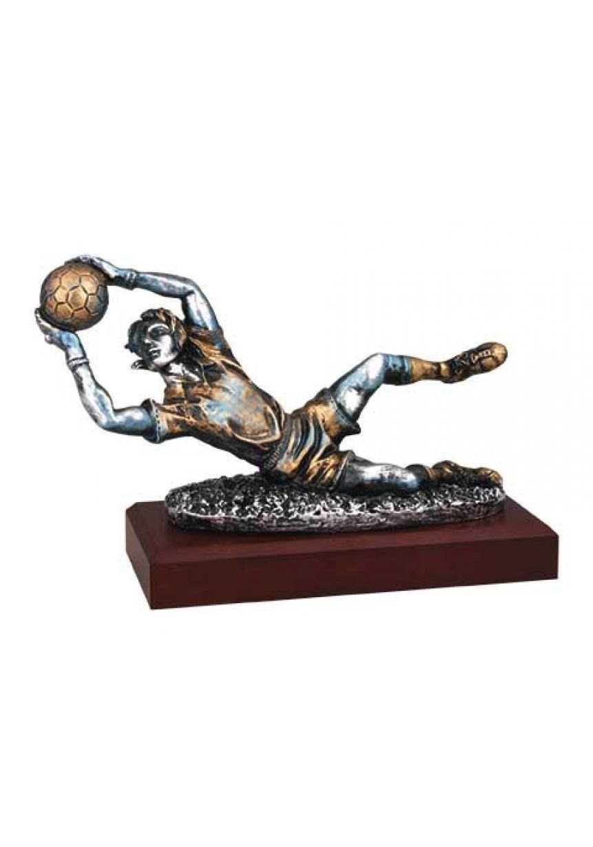 Trofeo figura de portero estirandose