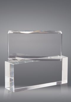 Trofeo de cristal prisma rectangular horizontal Thumb