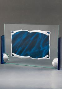 Placa de homenagem de vidro em forma rectangular com duas colunas laterais azul